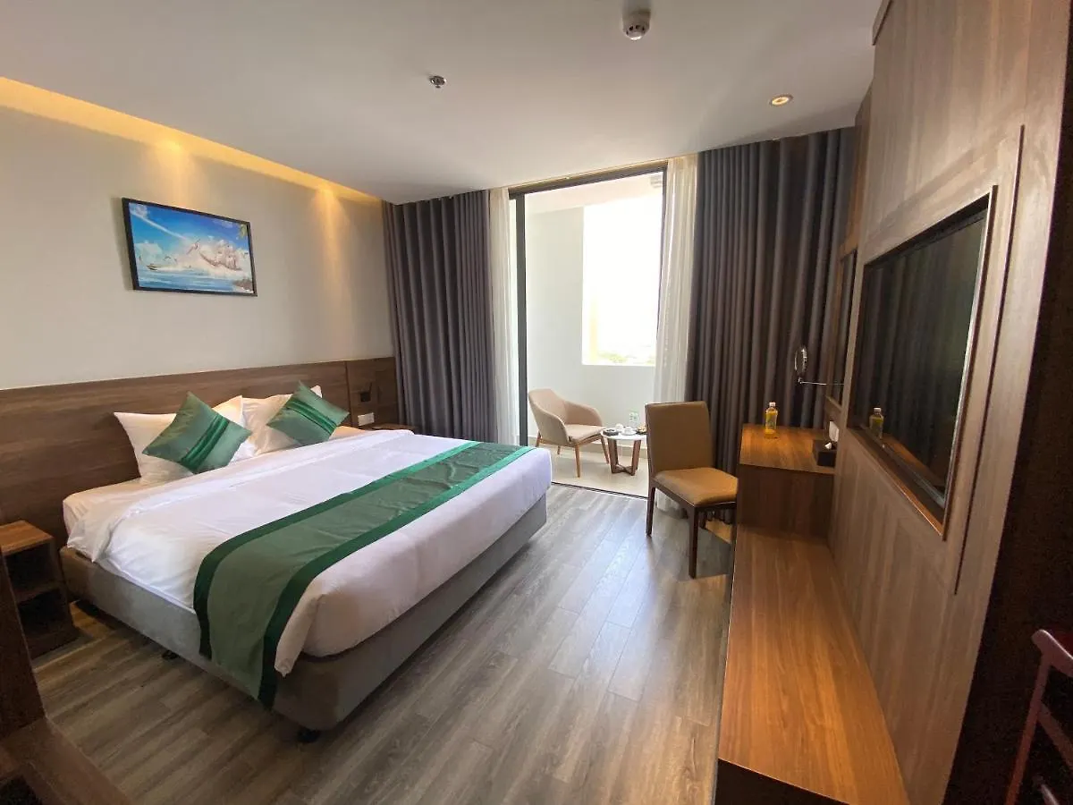 Hotel The Sailing Bay Nha Trang 4*,  Vietnam