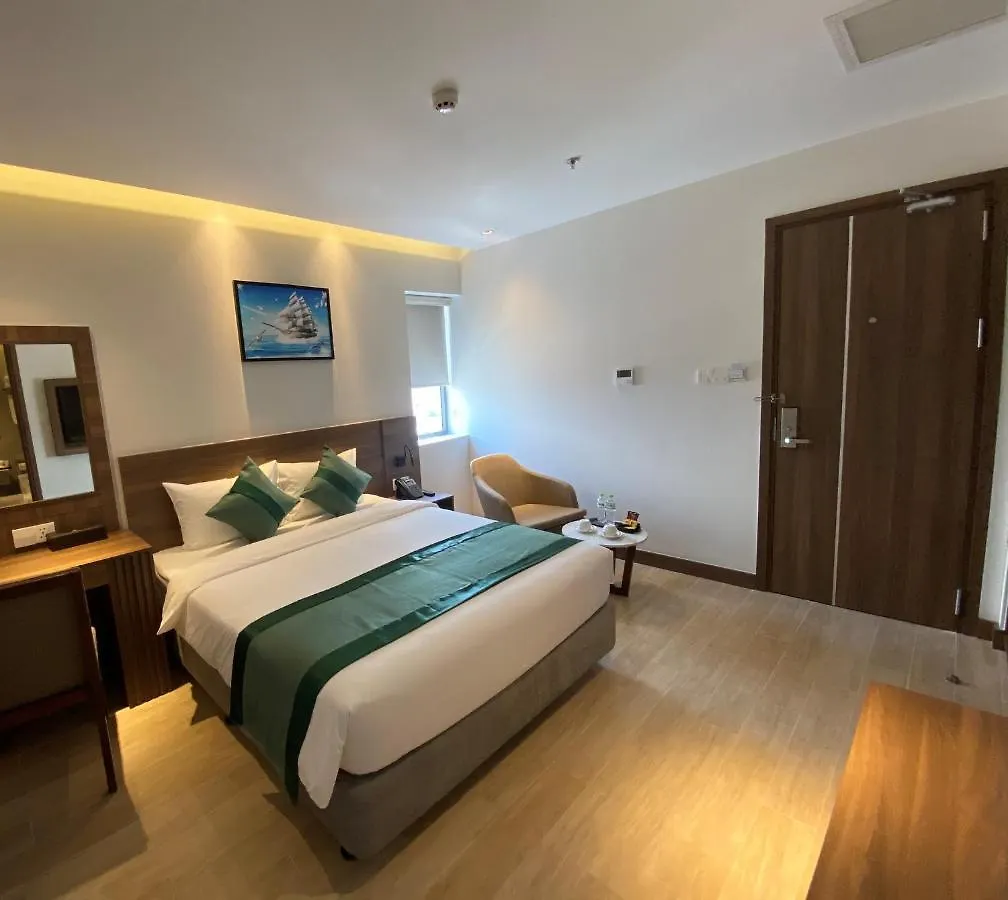 Hotel The Sailing Bay Nha Trang